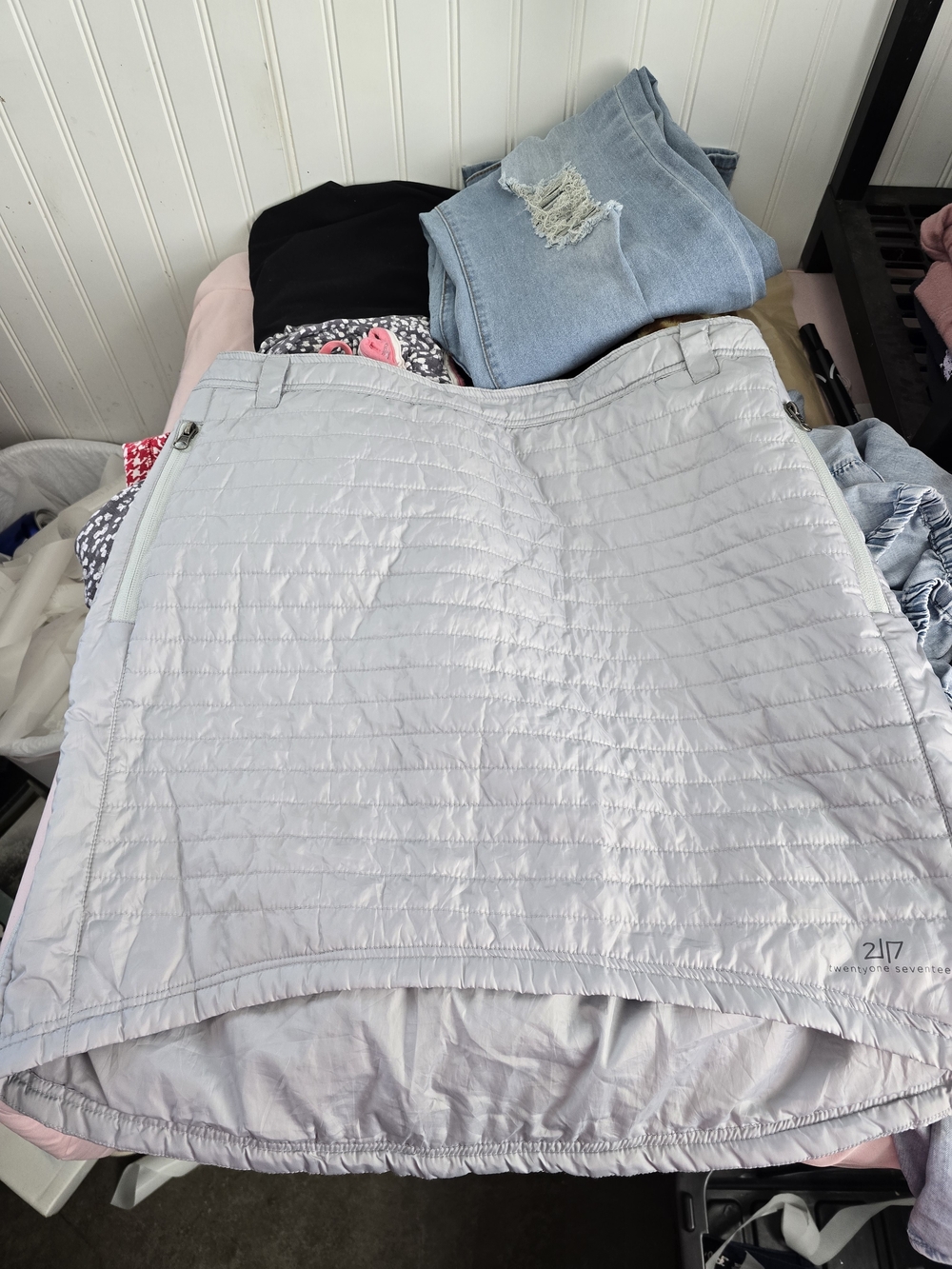 Women’s Twentyone Seventeen Of Sweden Primaloft Quilted With Zipper Gray Skirt